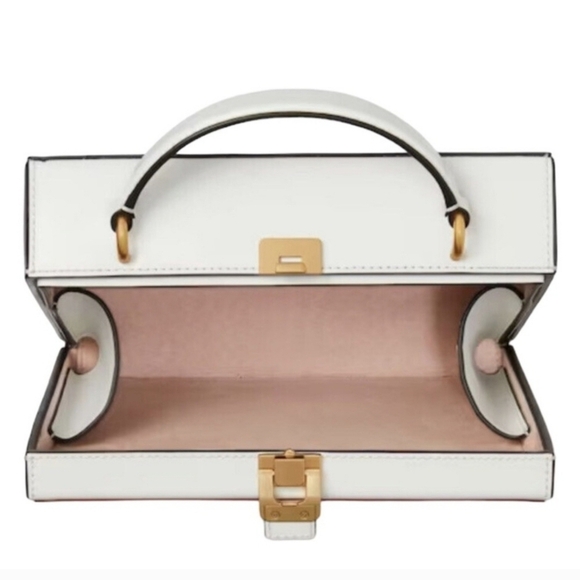 🔹❣️ Host Pick 🔹❣️ 🔆🍕 Kate Spade Sliced 3D Pizza Box Crossbody Bag 🔆🍕 (NIP) - Picture 3 of 7